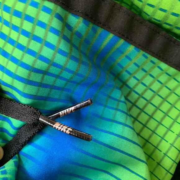 Nike Men's Size Medium Swim Trunks Multicolor Drawstring Mesh Lining Pocket - Picture 8 of 8